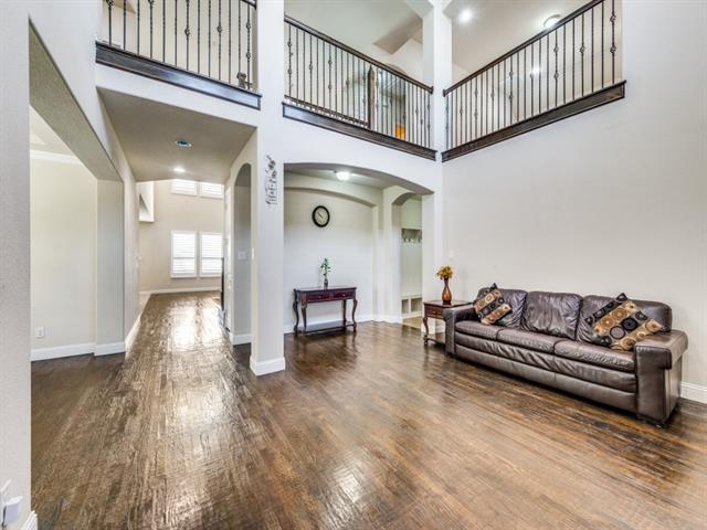 Building Photo - 7340 Beranger Dr