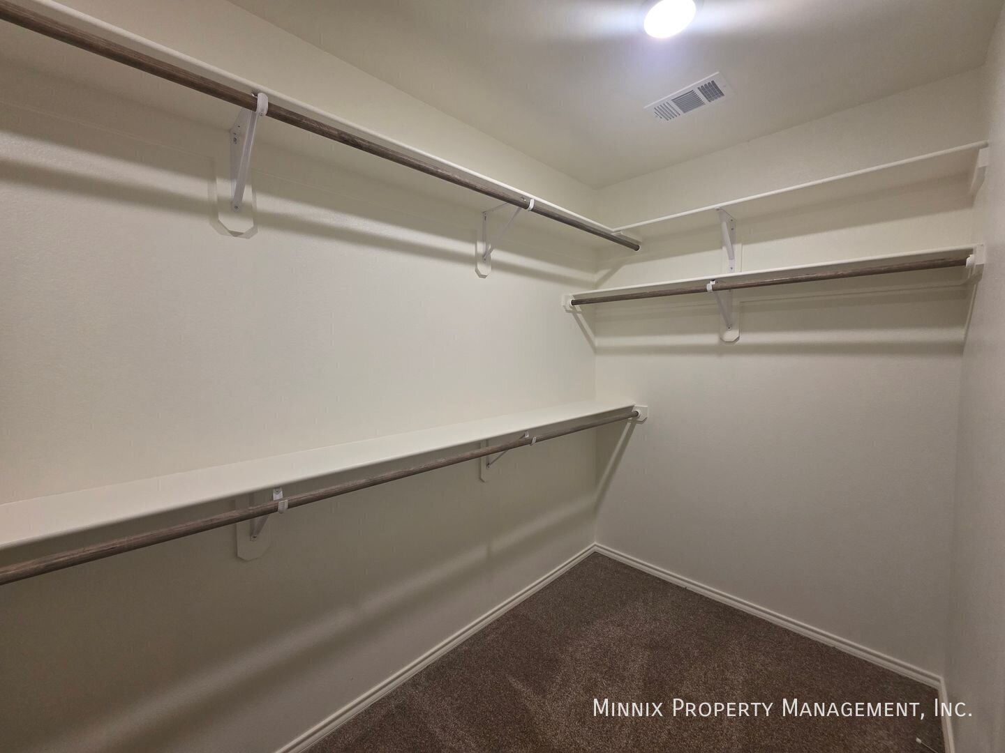 Building Photo - 1324 Hogback Wy