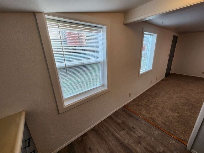 Building Photo - Studio in Sequim