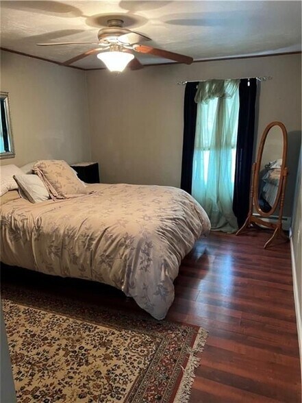 Building Photo - 36 Tower Hill Rd