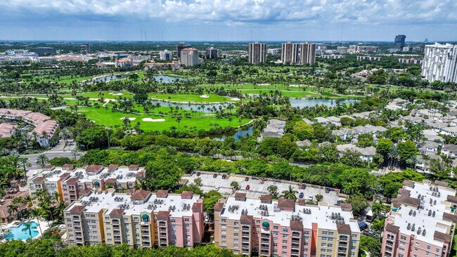 Building Photo - 19707 Turnberry Way