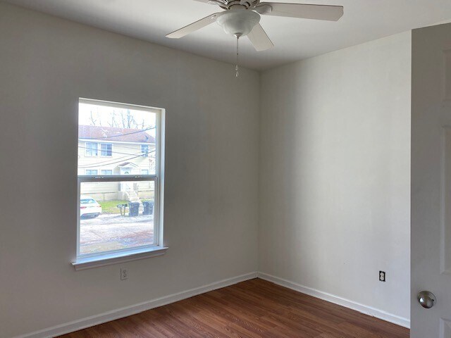 living room - 6230 Pasteur Blvd