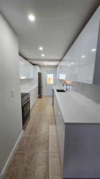 Building Photo - 2421 N 40th Ave