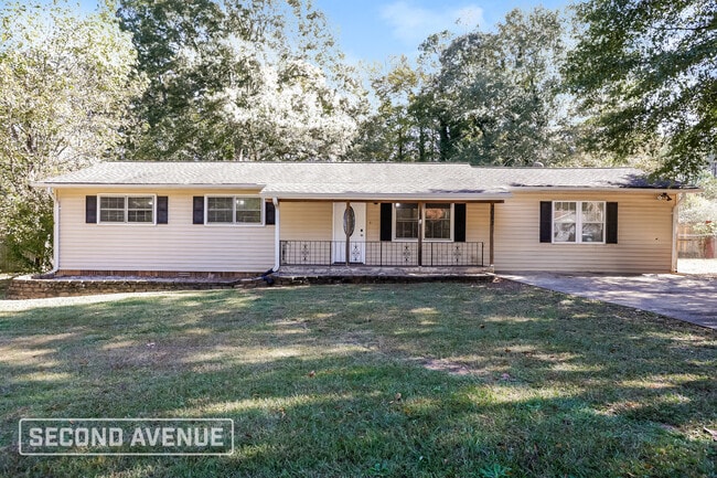 Building Photo - 2053 Chestnut Log Dr