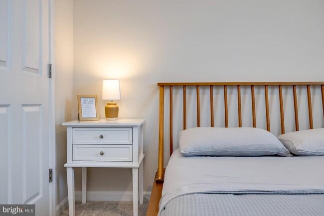 Building Photo - 262 Allison Dr