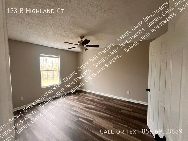 Building Photo - 123 B Highland Ct