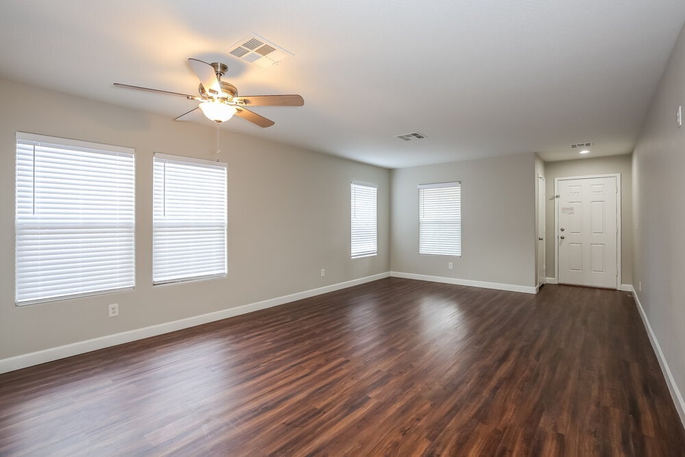 Building Photo - 5016 Charlo Dr