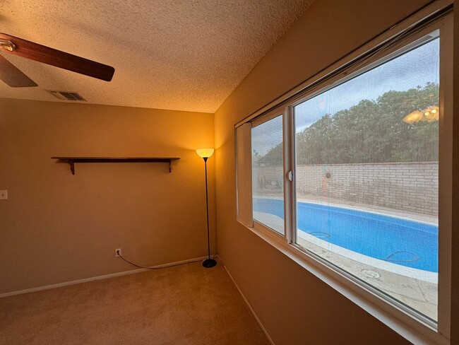 Building Photo - 3Br 3Ba House with Pool Across- RIVERFRONT with Balcony Observation Deck