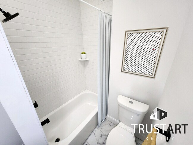 Building Photo - Charming 3-bedroom home in North Central N...