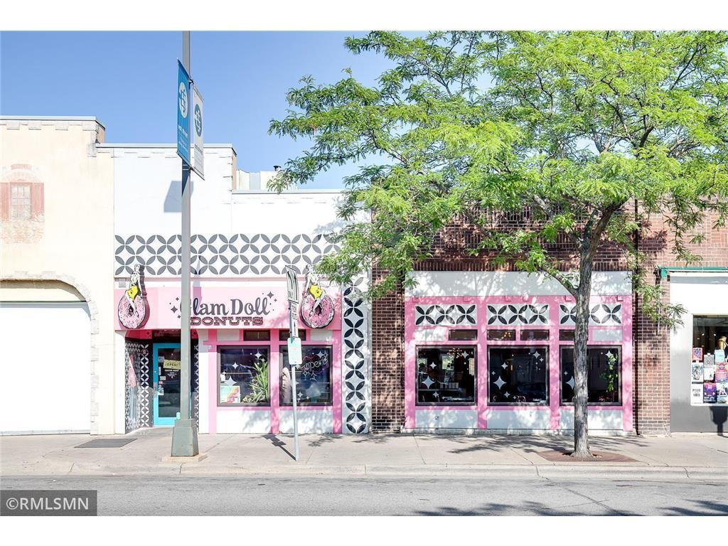 Building Photo - 2532 1st Ave S