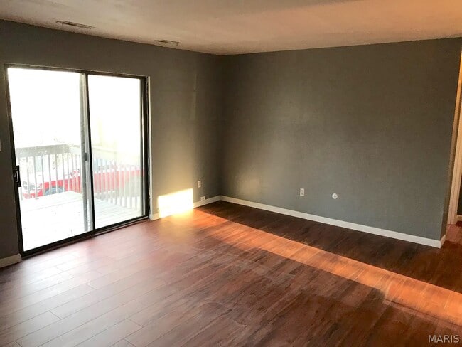 Building Photo - 1104 Arrowhead Dr