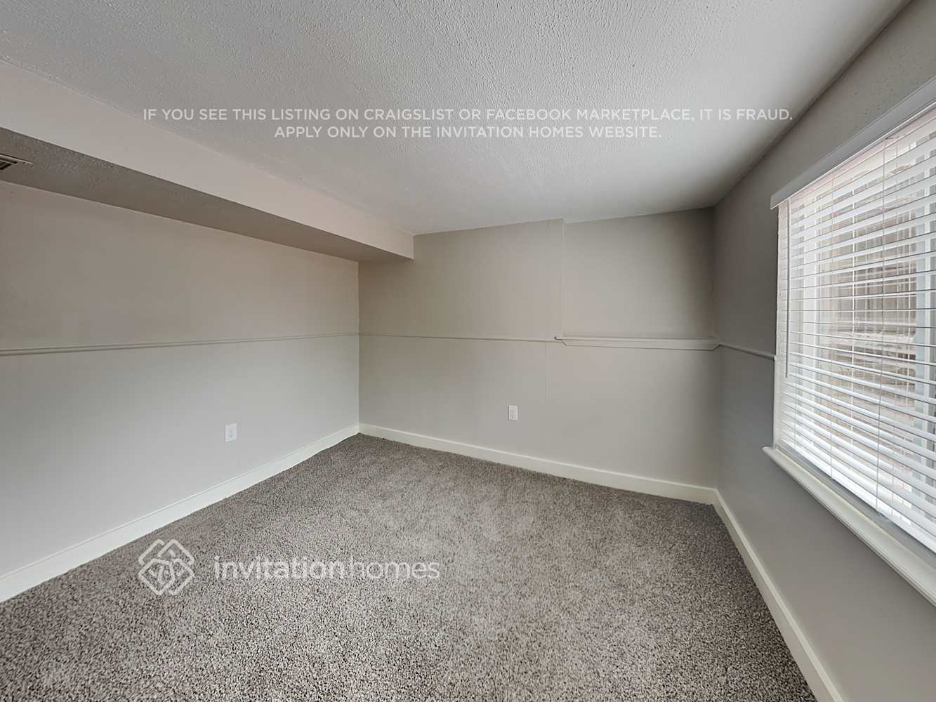 Building Photo - 17525 E Union Dr