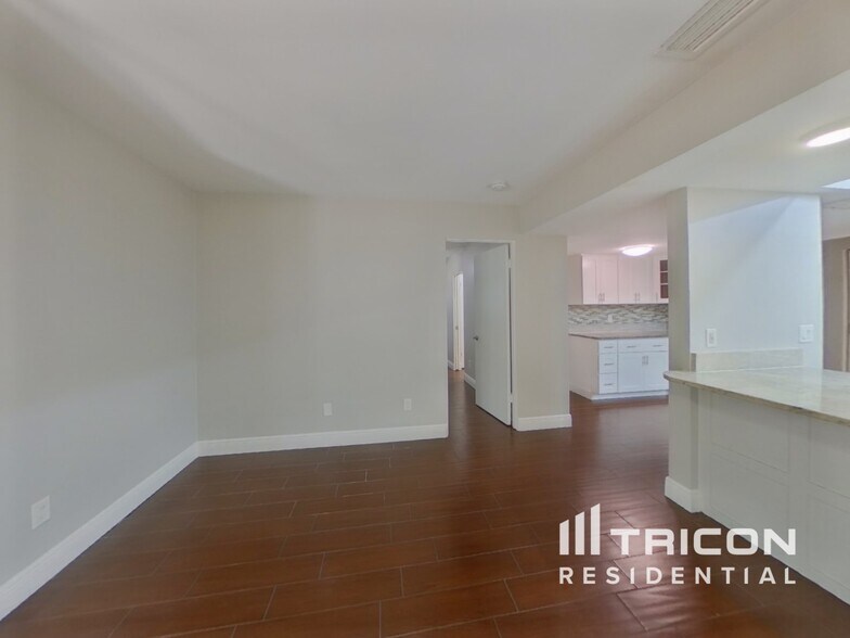 Building Photo - 3181 San Pedro St