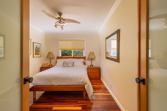 Building Photo - 1113 Sunnyglenn Ave