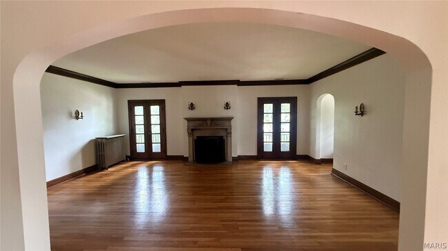 Building Photo - 8368 Big Bend Blvd