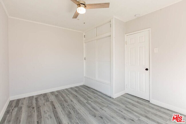 Building Photo - 8525 Cadillac Ave