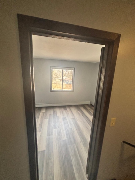 Building Photo - 7126 72nd Ln N