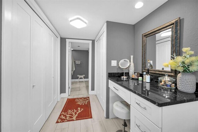 Building Photo - 1460 Gulf Blvd