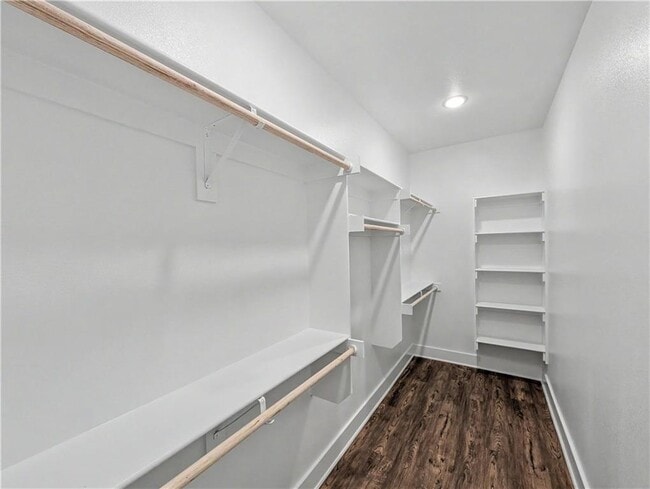 Building Photo - 24 Cromarty Dr