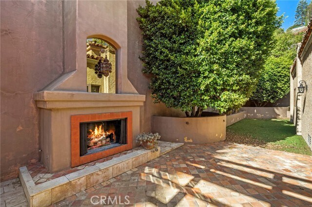 Building Photo - 1316 Beverly Grove Pl