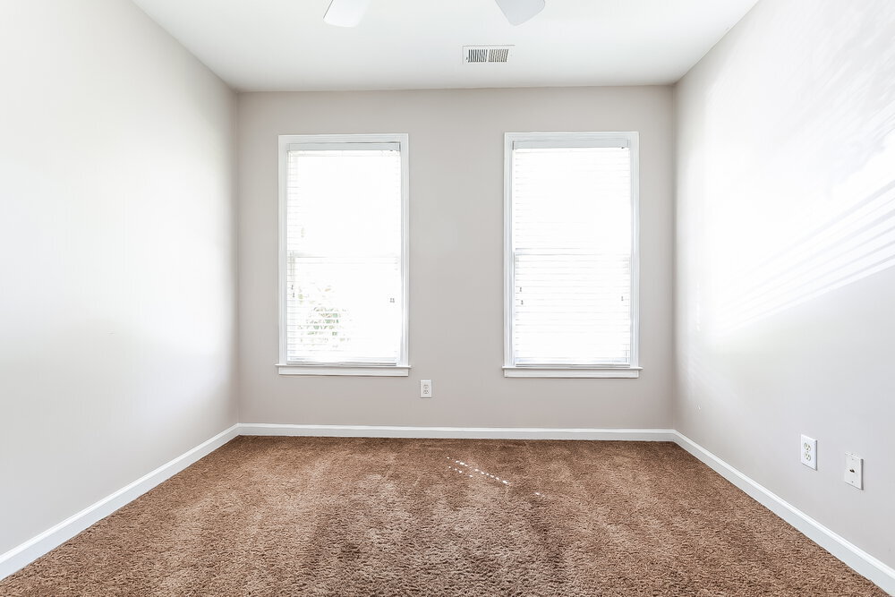 Building Photo - 2965 Lenora Springs Dr