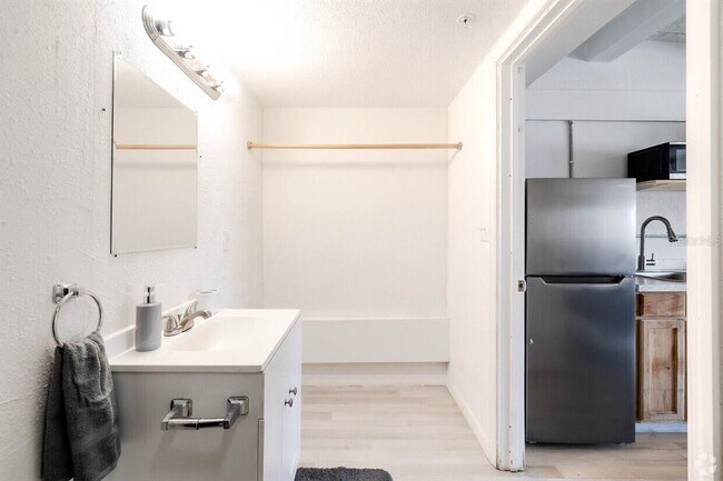 Building Photo - 21380 US-27