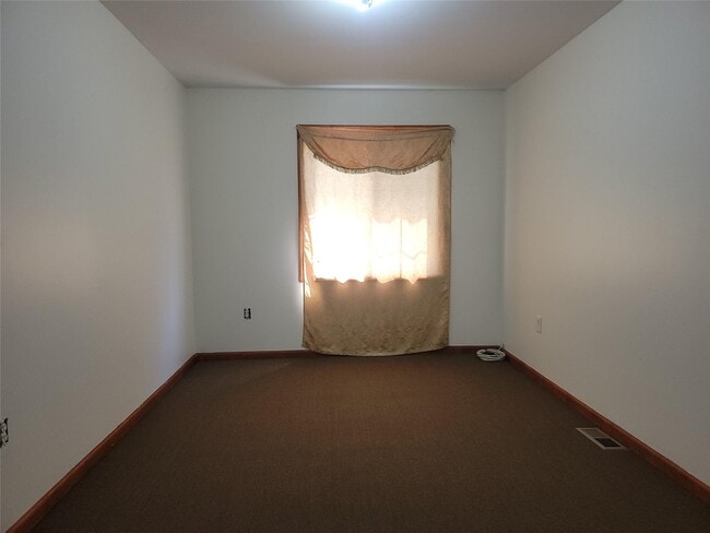 Building Photo - 10443 Springfield Blvd