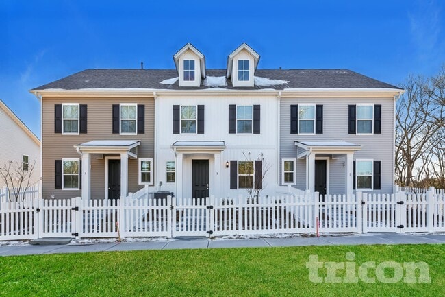 Building Photo - 3 Beautyberry St