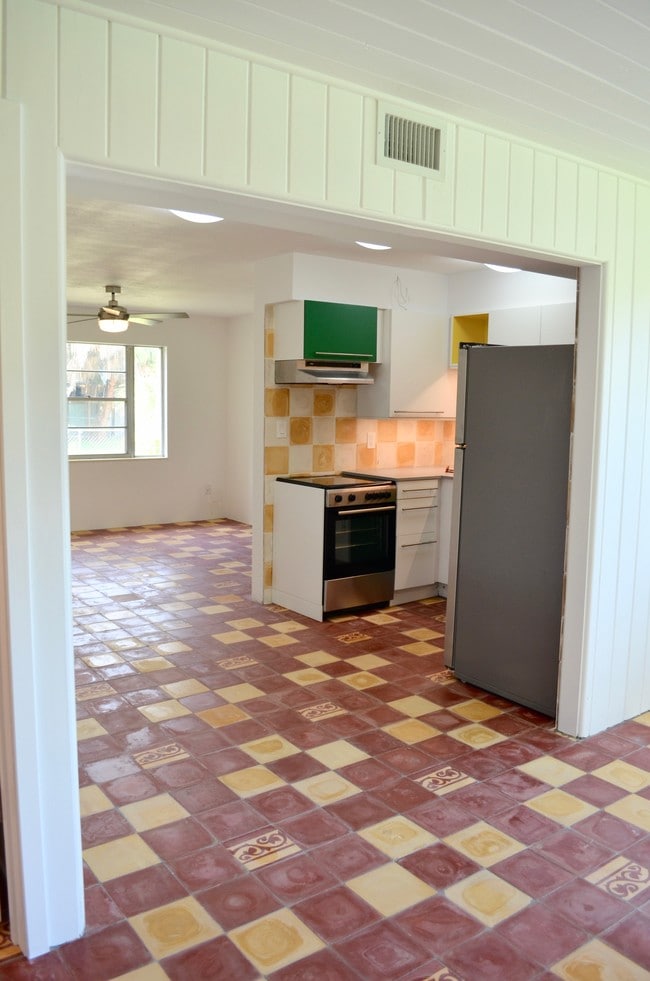 Building Photo - 1274 36th St