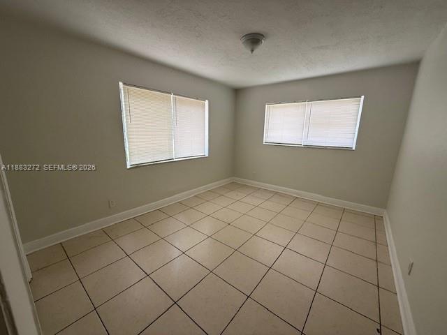 Building Photo - 13300 NE 10th Ave