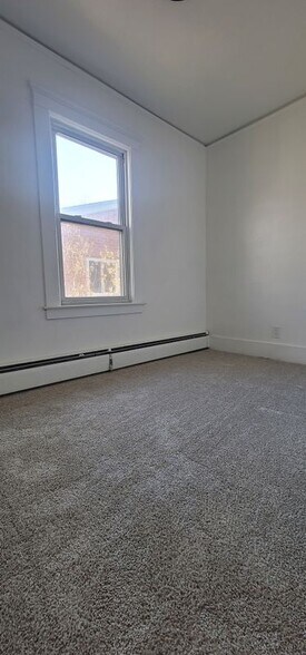 Building Photo - 22230 Tenny St