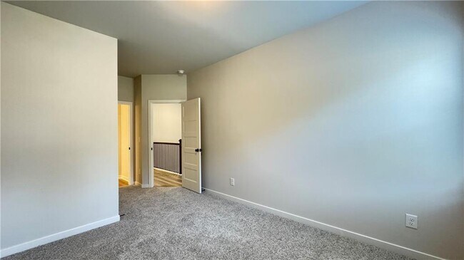 Building Photo - 5343 Milford Dr