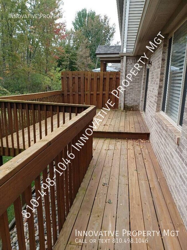 Building Photo - 1099 Old Leake Ct