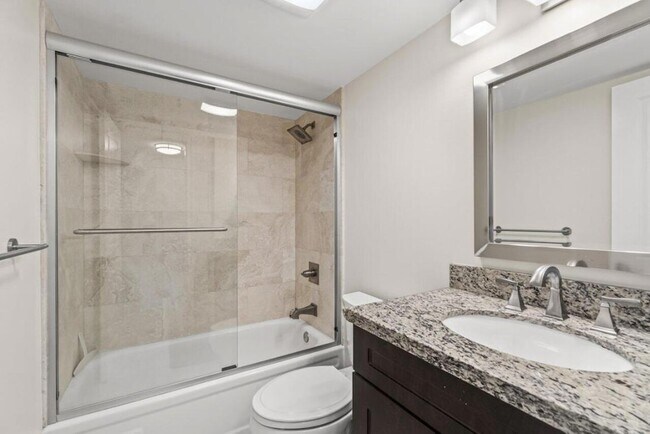 Building Photo - 4200 N Ocean Dr