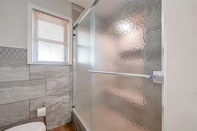 Building Photo - 16711 US-90 ALT