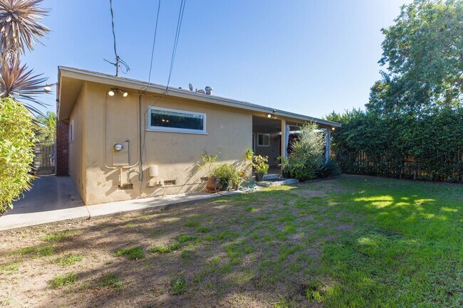 Building Photo - 3967 Albright Ave