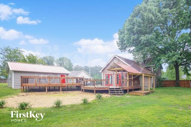 Building Photo - 1593 Pine Shadows Dr