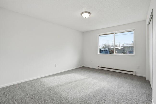 Building Photo - 1916 N 8th St