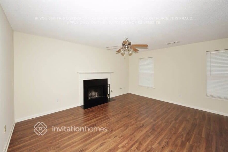 Building Photo - 4838 Bryant Dr