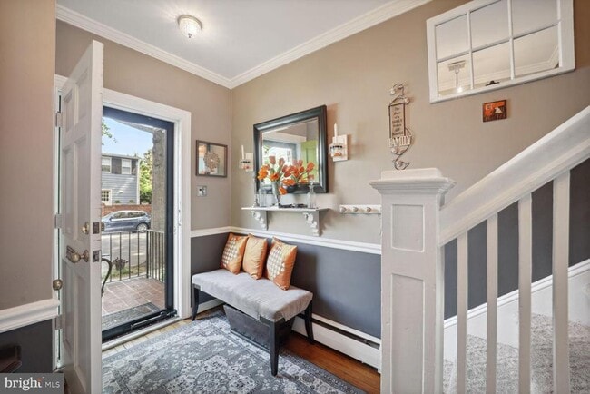 Building Photo - 428 Wolfe St