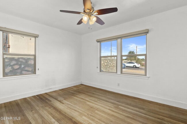 Building Photo - 2105 Happer St