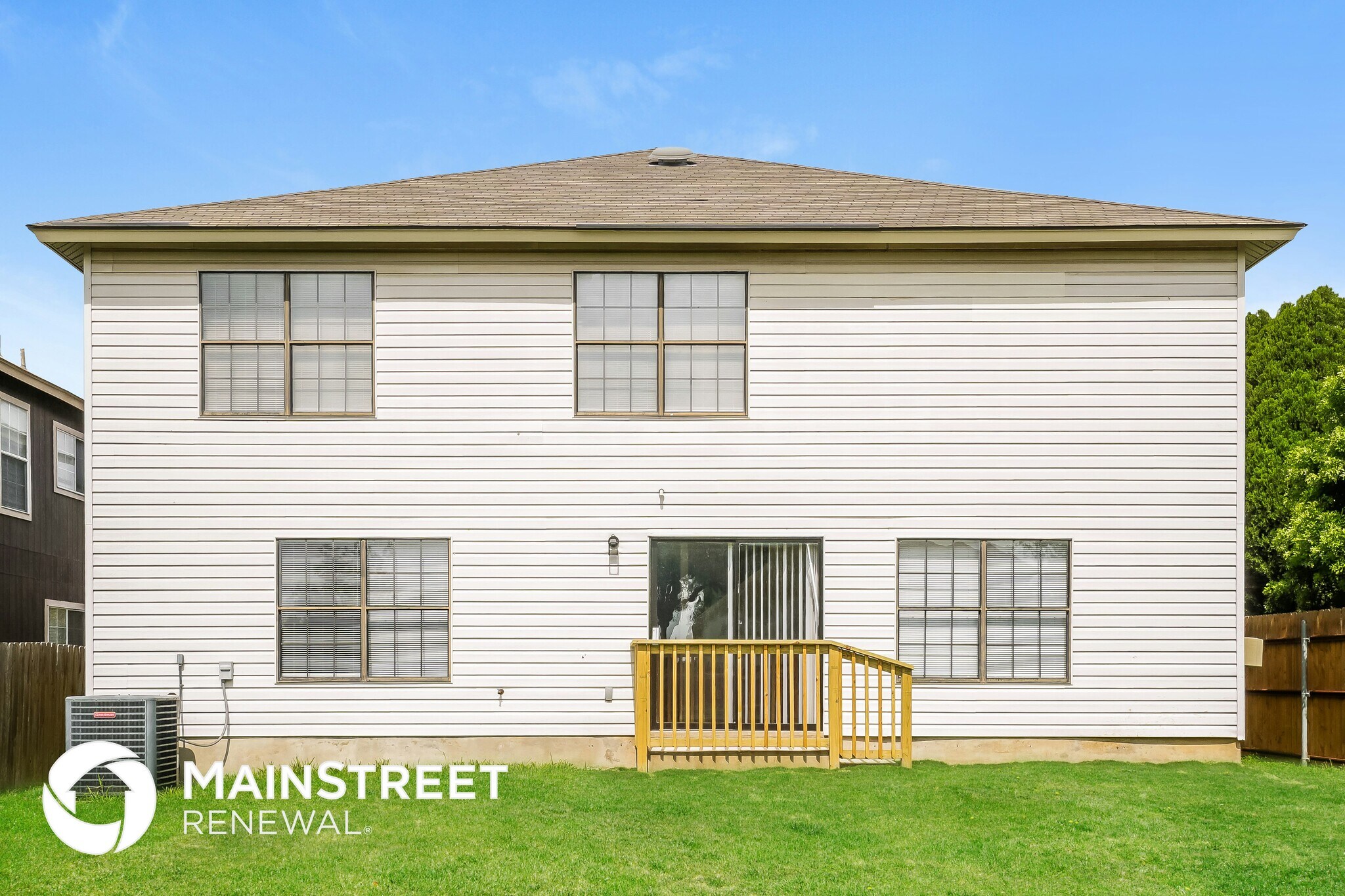 Building Photo - 326 Benetton Dr