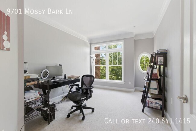 Building Photo - 9701 Mossy Bark Ln