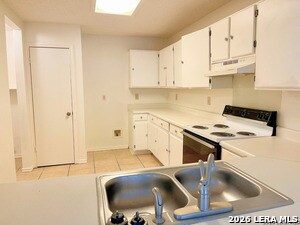 Building Photo - 8206 Longhorn Ridge Dr