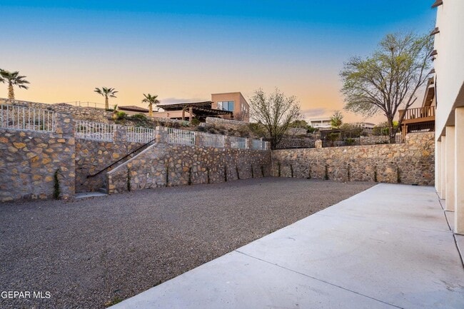 Building Photo - 1029 Calle Parque Dr