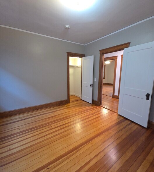 Building Photo - 6 Hoyle St