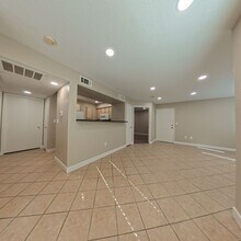 Building Photo - BEAUTIFULLY UPDATED 2 BED 2 BATH CONDO IN ...