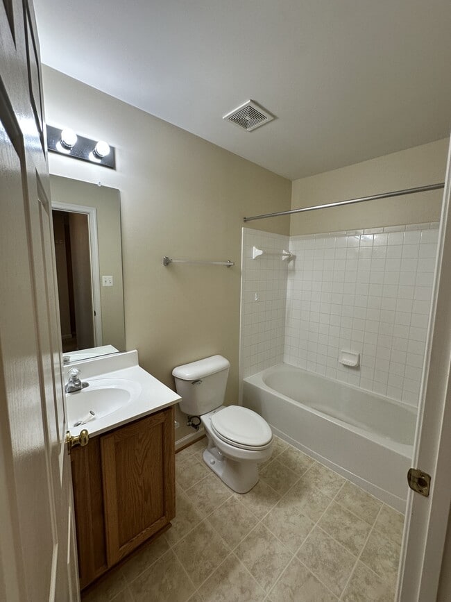 Building Photo - 5302 Talladega Ct