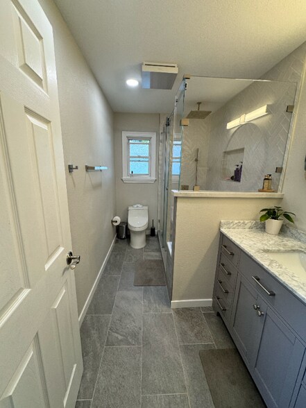 Building Photo - 361 Murindo Pl