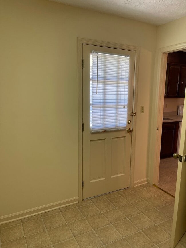 Building Photo - 2 Bedroom House in Talladega
